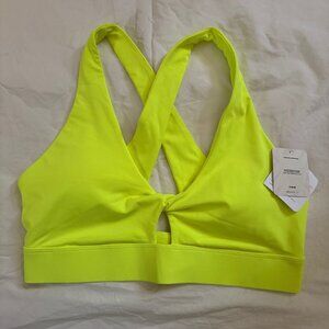 Fabletics - Oasis Twist Medium Impact Sports Bra - Yellow